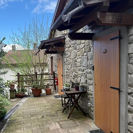 Bed & Breakfast Savigni 3*